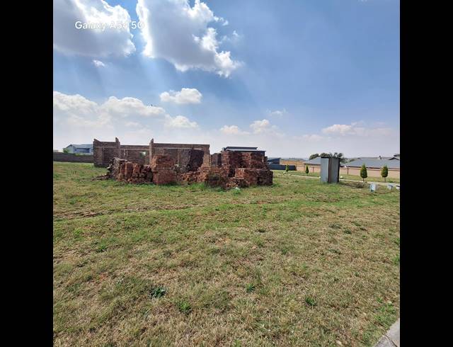 5 BEDROOM HOUSE FOR SALE IN BERG EN DAL